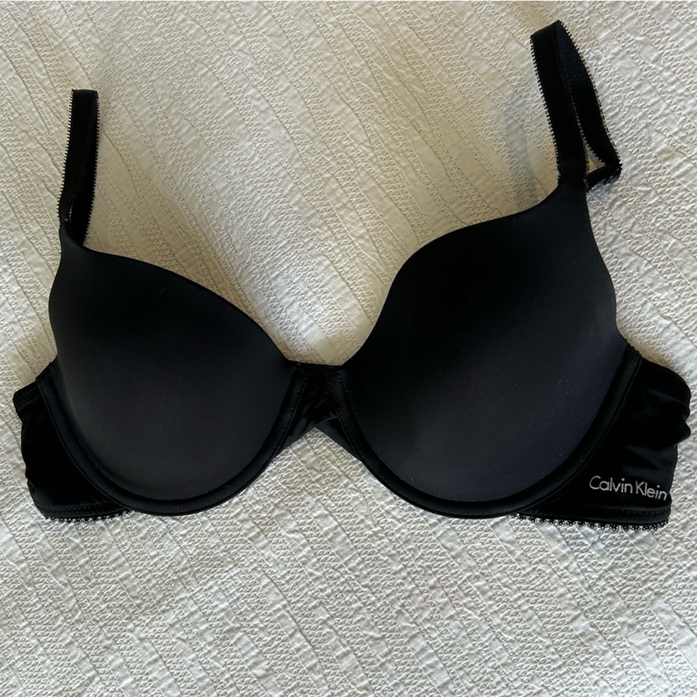 Calvin Klein Black T-Shirt Bra
